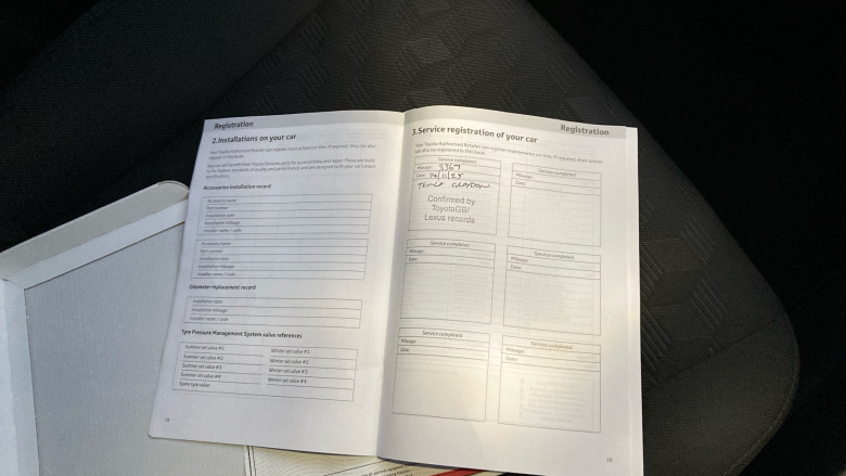 Toyota Yaris 1.5 Hybrid Icon 5dr CVT Hybrid Hatchback